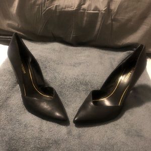 ENZO ANGIOLINI Black Pumps Size: 12 Narrow